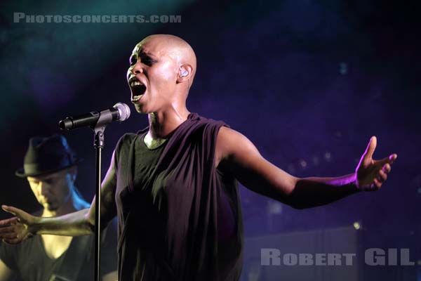 SKUNK ANANSIE - 2010-09-08 - PARIS - Nouveau Casino - 